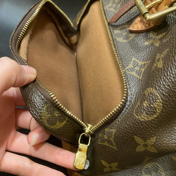 Louis Vuitton monograms Montsouris MM backpack - Picture 7 of 13